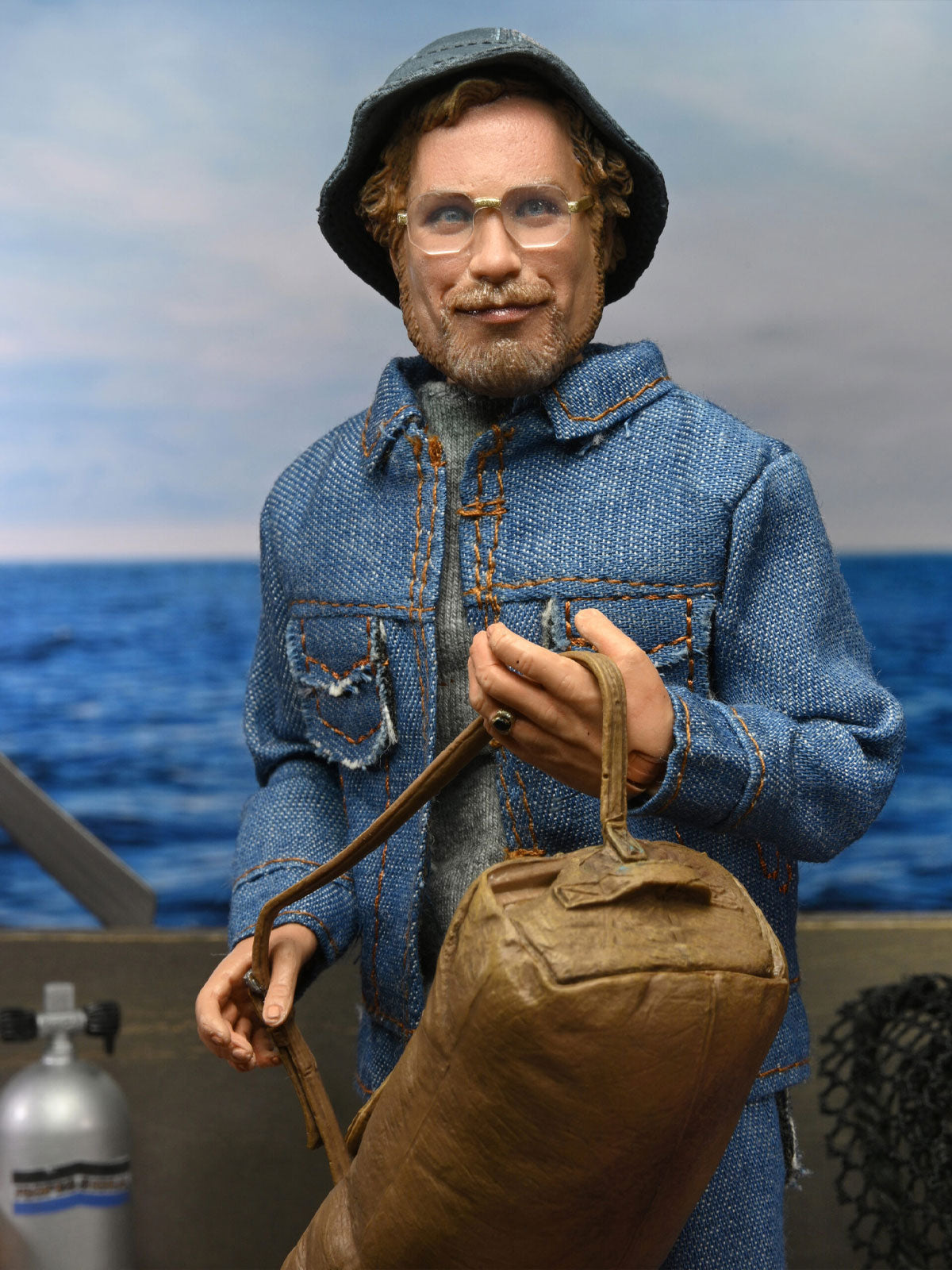BUY JAWS - MATT HOOPER 8" SCALE CLOTHED FIGURE | NECA ONLINE AU