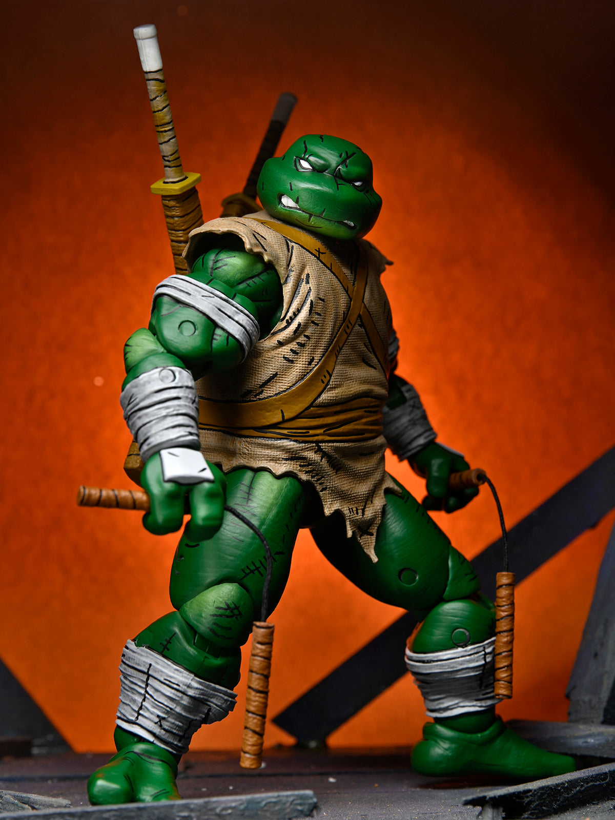 BUY NOW - TMNT - MICHELANGELO THE WANDERER (MIRAGE COMICS) - 7" ACTION FIGURE | NECA ONLINE