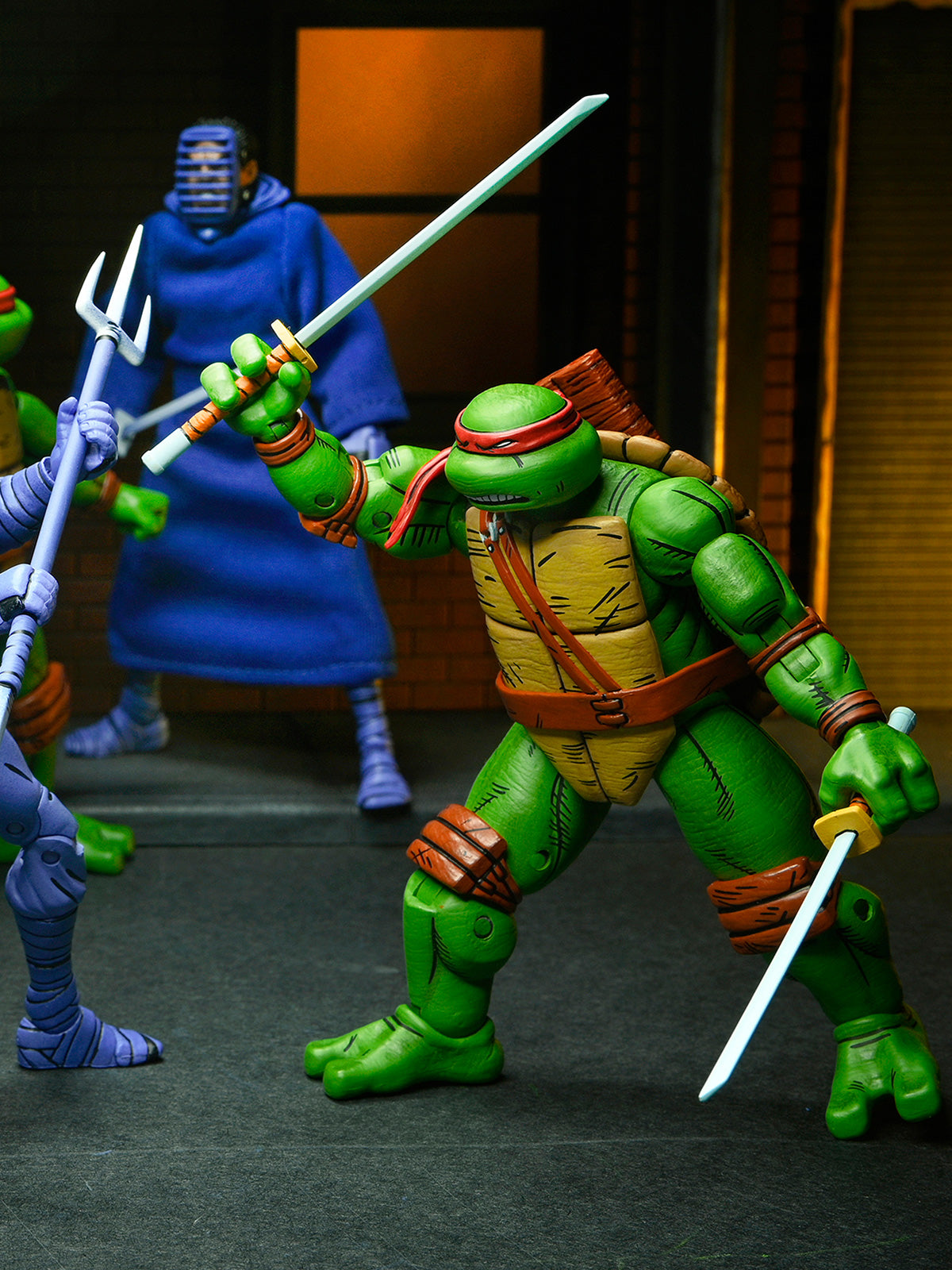 BUY NOW - TMNT MIRAGE COMICS - LEONARDO - 7" SCALE ACTION FIGURE | NECAONLINE AU