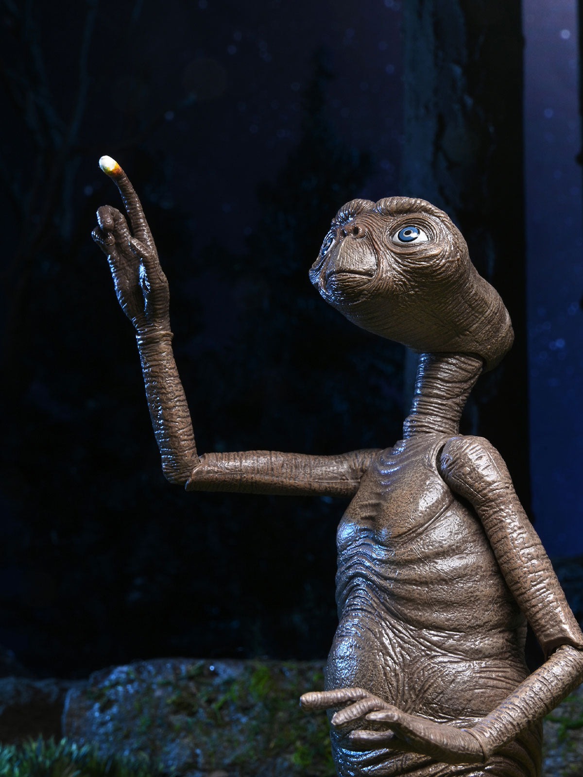 BUY E.T. ULTIMATE 40TH ANNIVERSARY - 7" ACTION FIGURE | NECA ONLINE AU