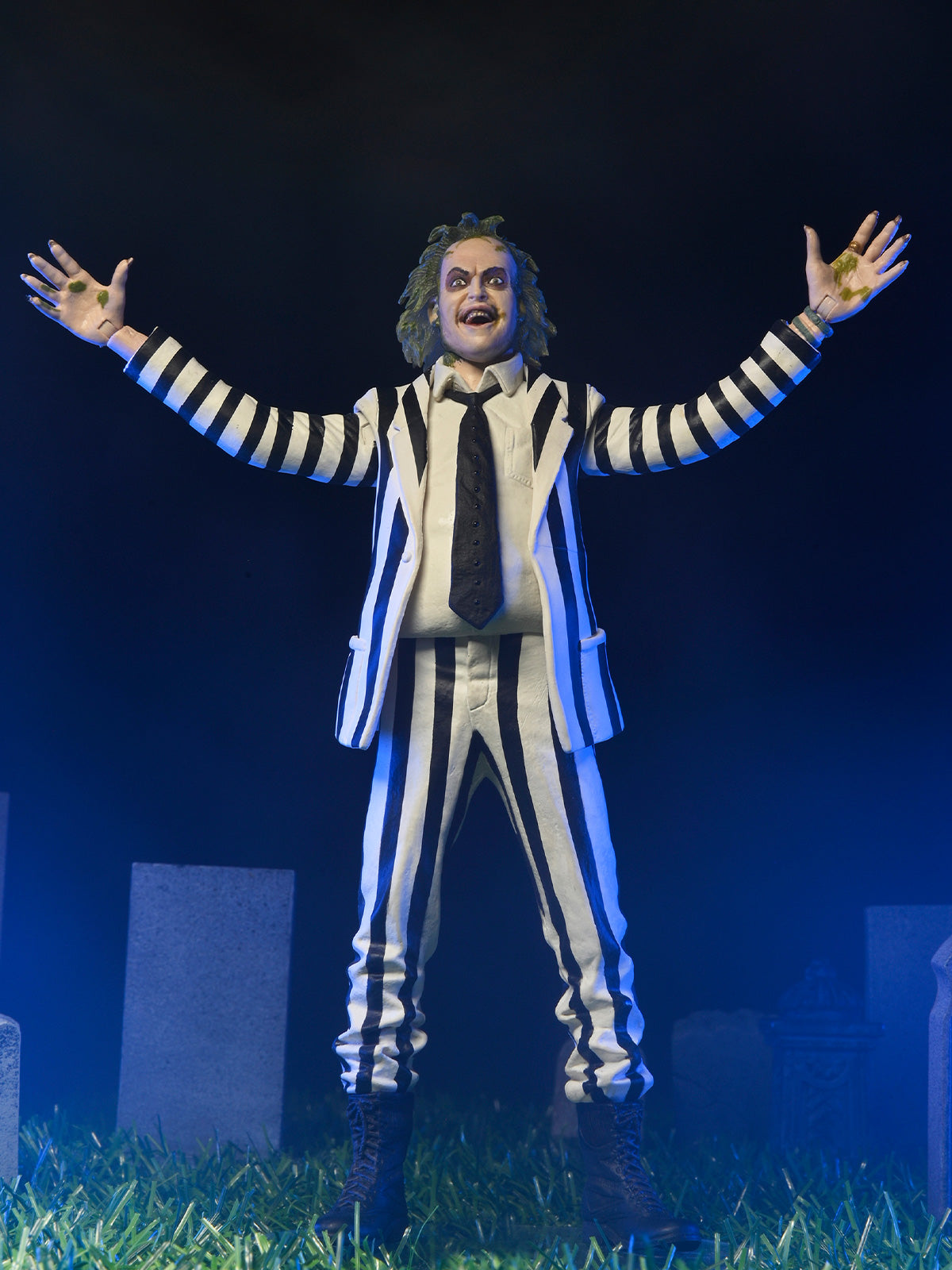 BUY NOW - BEETLEJUICE (1988) - BLACK & WHITE STRIPED SUIT BEETLEJUICE - 7" SCALE ACTION FIGURE | NECAONLINE AU