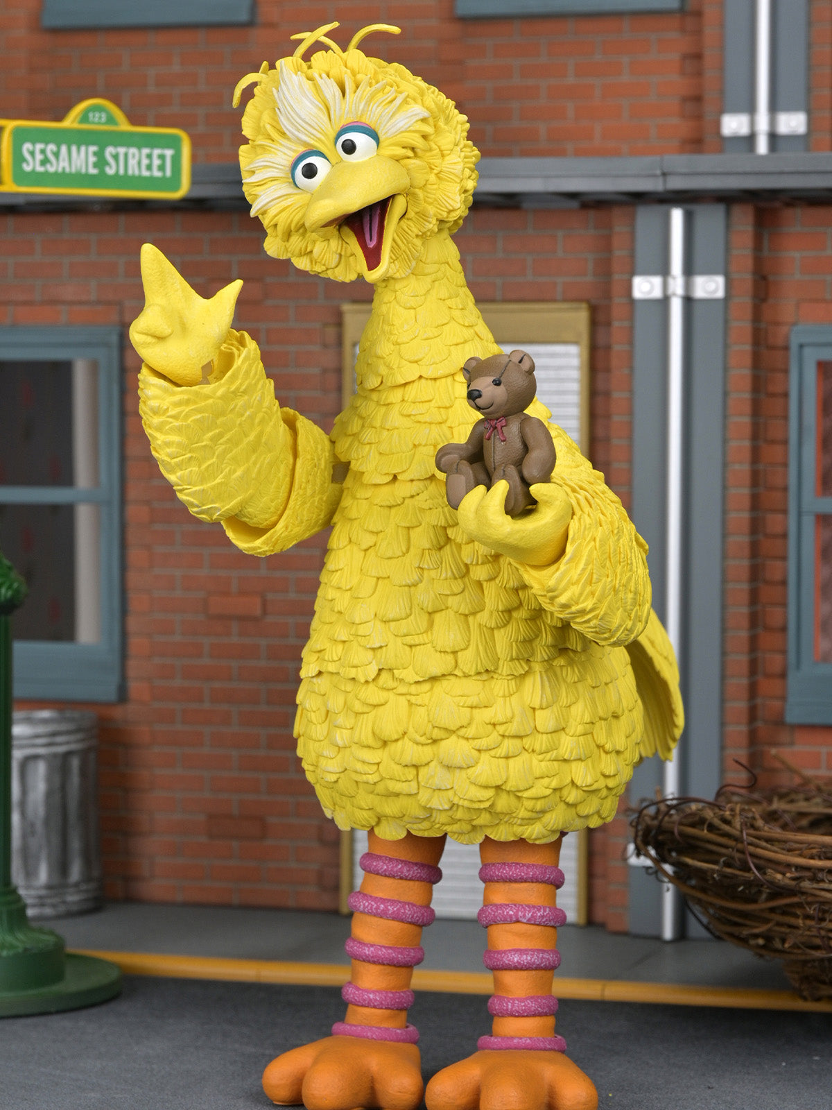 BUY NOW - SESAME STREET ULTIMATE BIG BIRD - 7" SCALE ACTION FIGURE | NECAONLINE.COM.AU