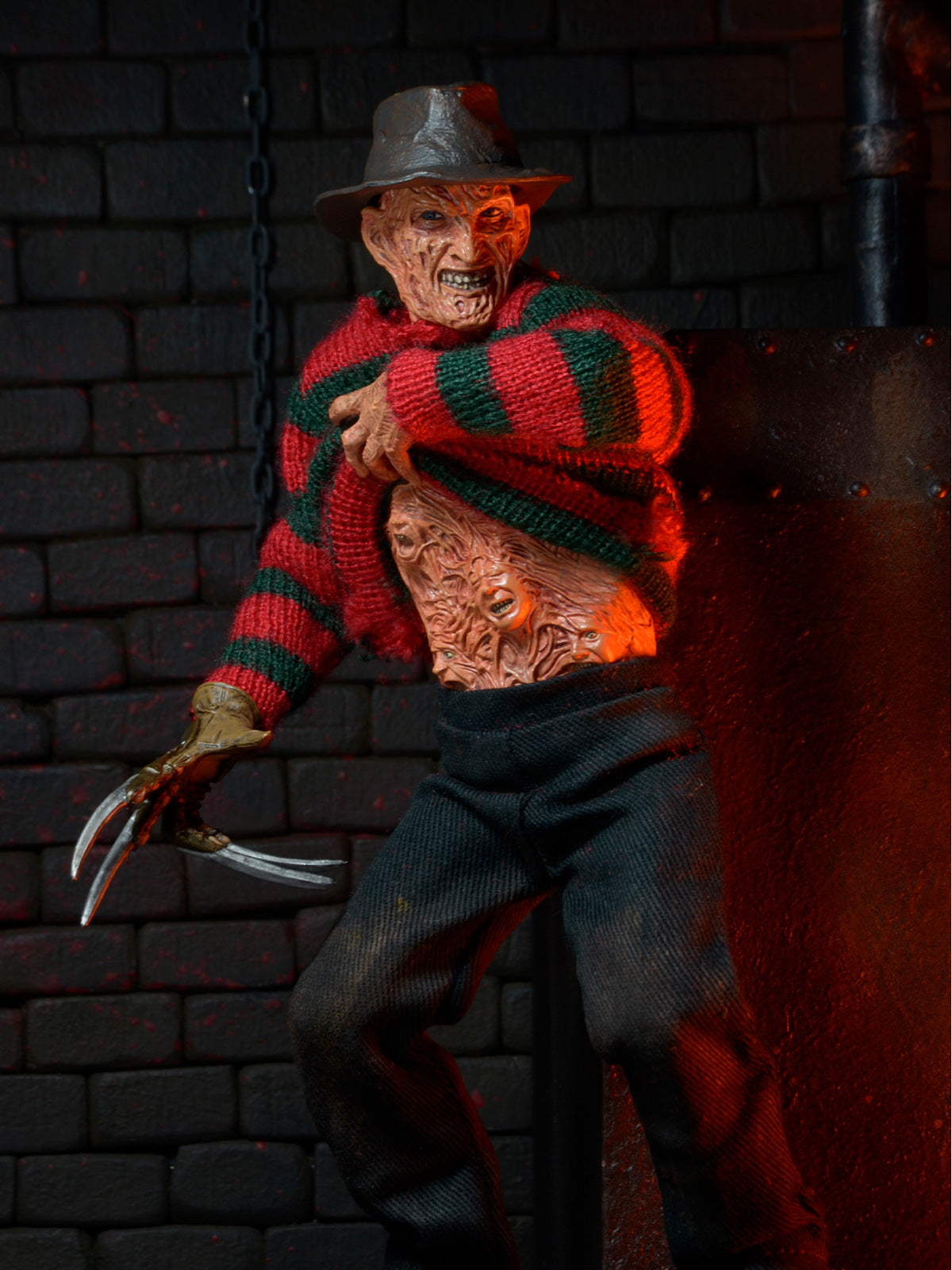 NIGHTMARE ON ELM STREET - DREAM WARRIORS FREDDY - 8" CLOTHED FIGURE
