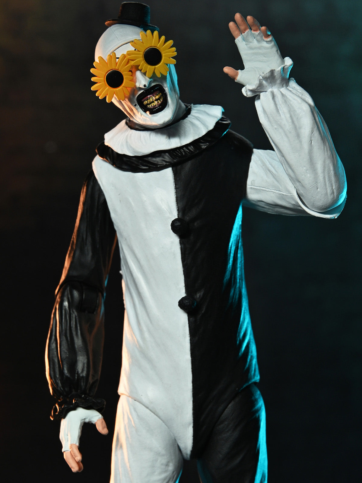 BUY NOW - TERRIFIER – ULTIMATE ART THE CLOWN & LITTLE PALE GIRL 2 PACK – 7″ SCALE ACTION FIGURES | NECAONLINE.COM.AU