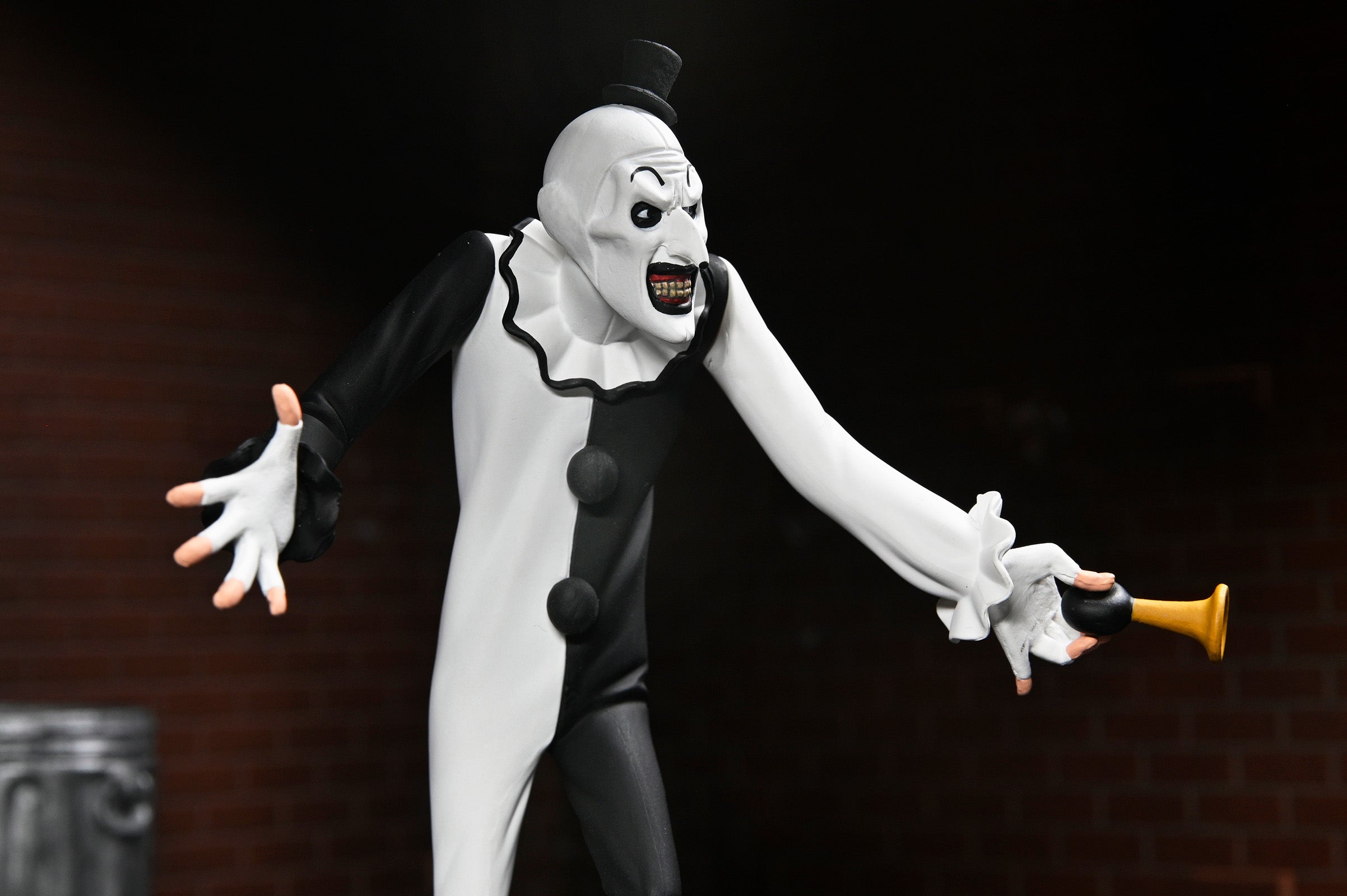 BUY NOW - TERRIFIER - TOONY TERRORS ART THE CLOWN 6" SCALE ACTION FIGURE | NECAONLINE.COM.AU