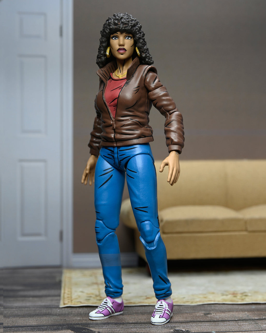 BUY NOW - TMNT APRIL O’NEIL (MIRAGE COMICS) – 7″ SCALE ACTION FIGURE | NECAONLINE.COM.AU