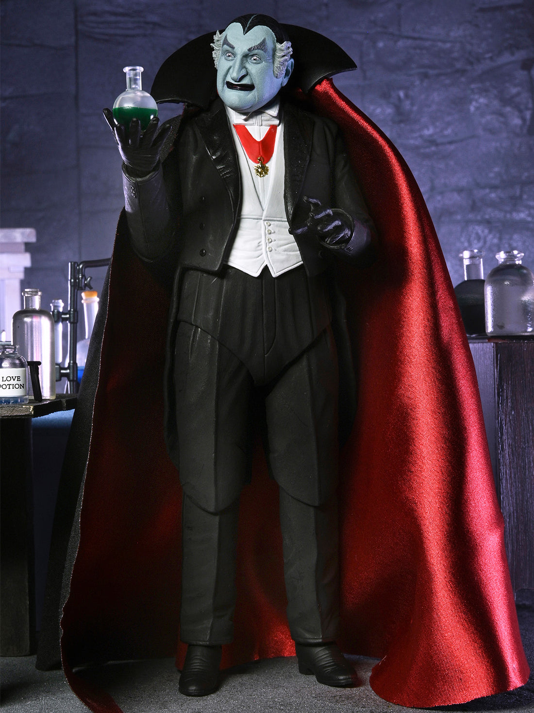 BUY NOW - THE MUNSTERS (TV SERIES) ULTIMATE GRANDPA MUNSTER – 7″ SCALE ACTION FIGURE | NECAONLINE.COM.AU