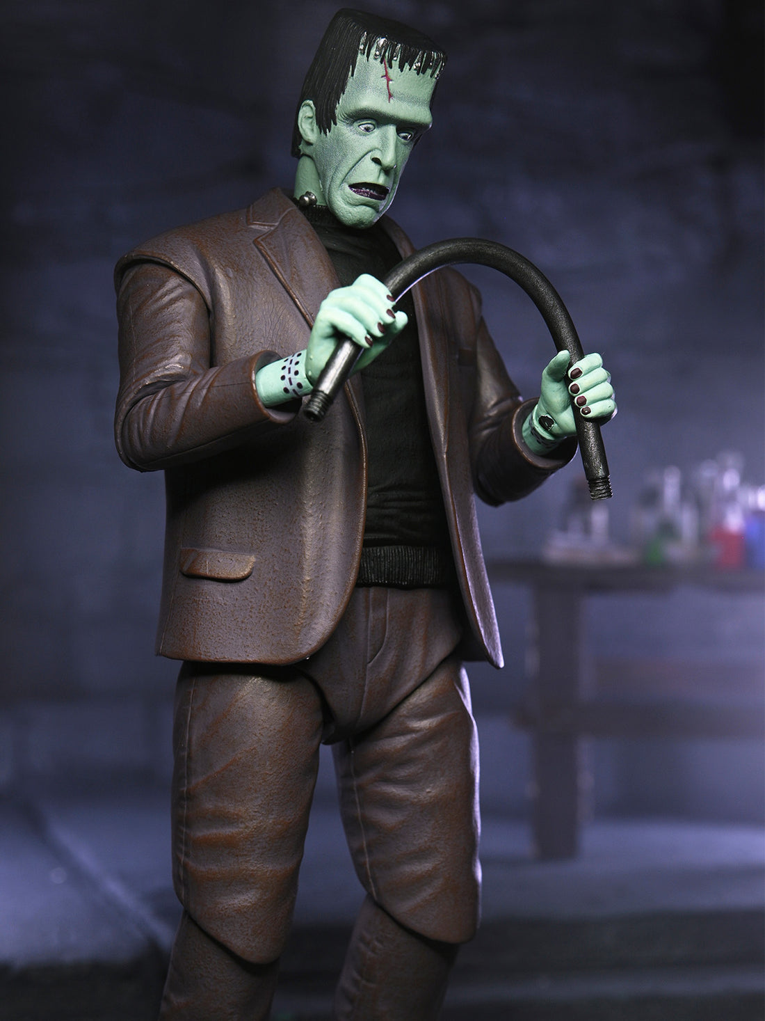 BUY NOW - THE MUNSTERS (TV SERIES) ULTIMATE HERMAN MUNSTER – 7″ SCALE ACTION FIGURE | NECAONLINE.COM.AU