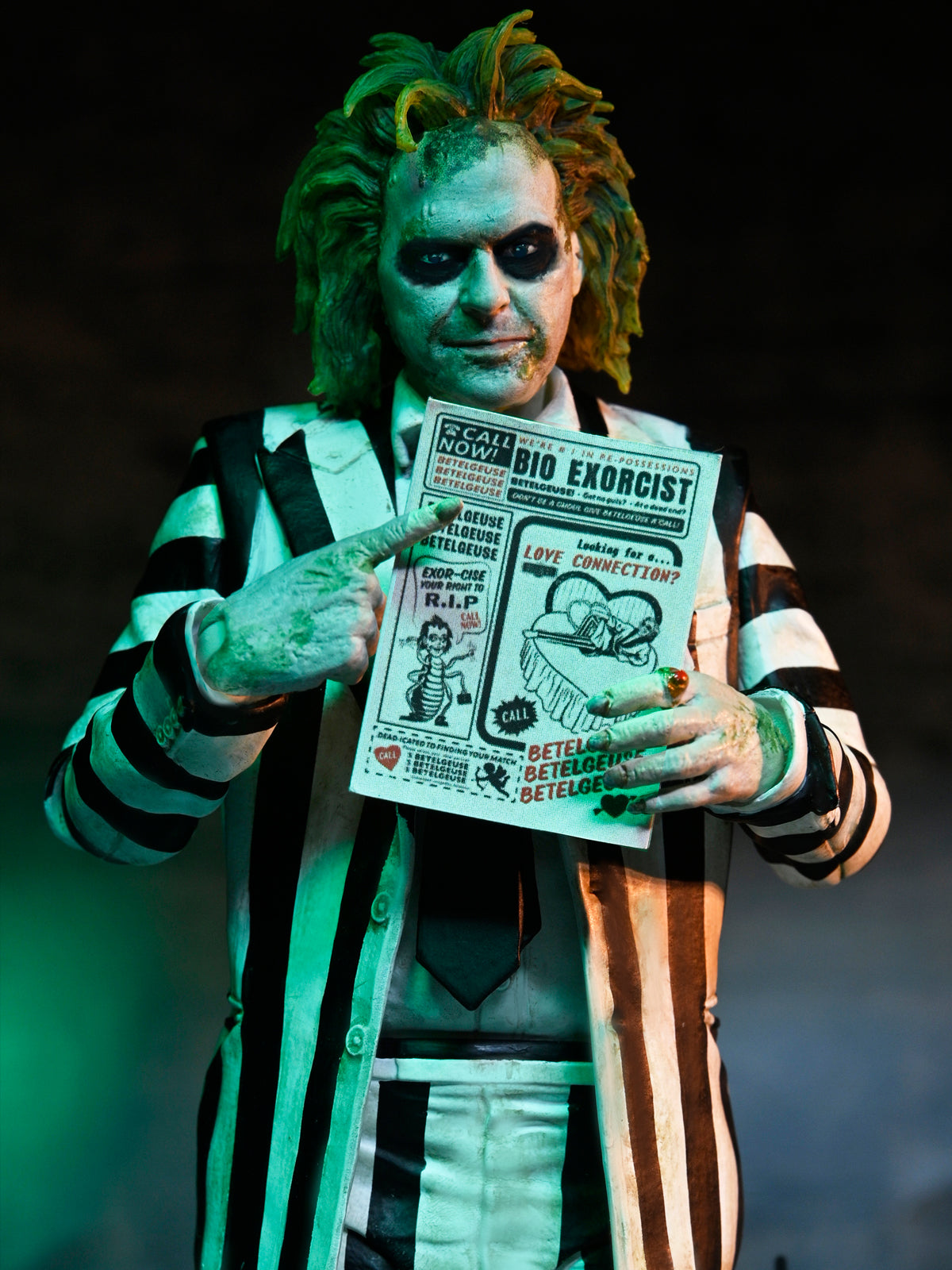 BUY NOW - BEETLEJUICE “STRIPED SUIT” BEETLEJUICE BEETLEJUICE ULTIMATE 7″ SCALE ACTION FIGURE| NECAONLINE.COM.AU