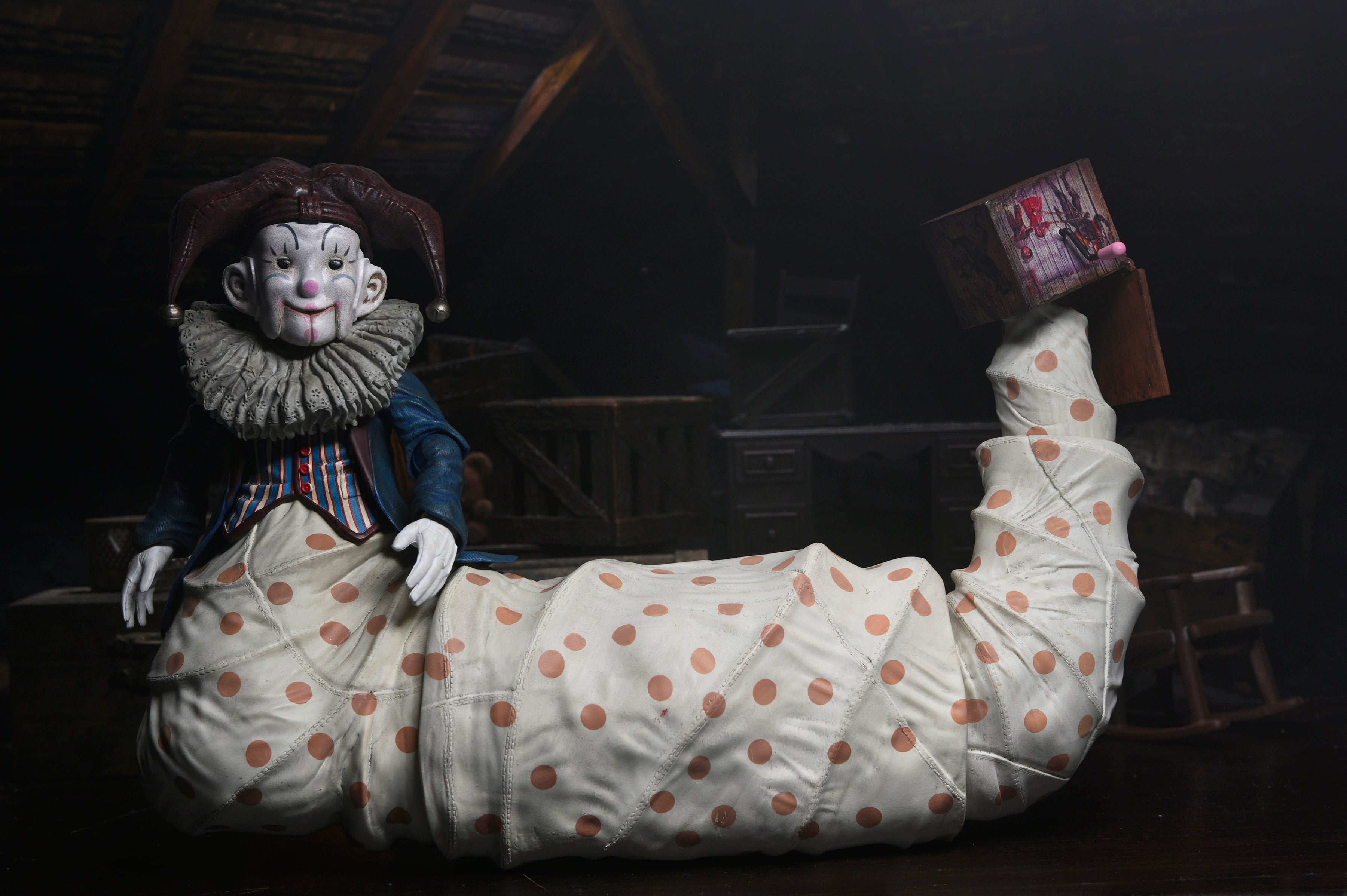 BUY NOW - KRAMPUS DER KLOWN DELUXE - 7&quot; SCALE ACTION FIGURE | NECA ONLINE AU