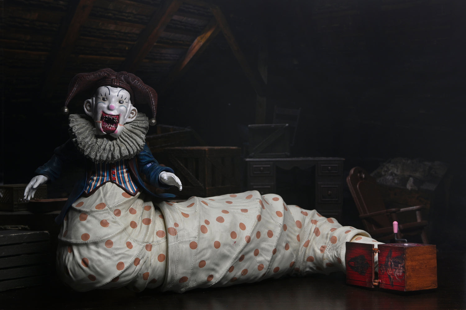 BUY NOW - KRAMPUS DER KLOWN DELUXE - 7&quot; SCALE ACTION FIGURE | NECA ONLINE AU