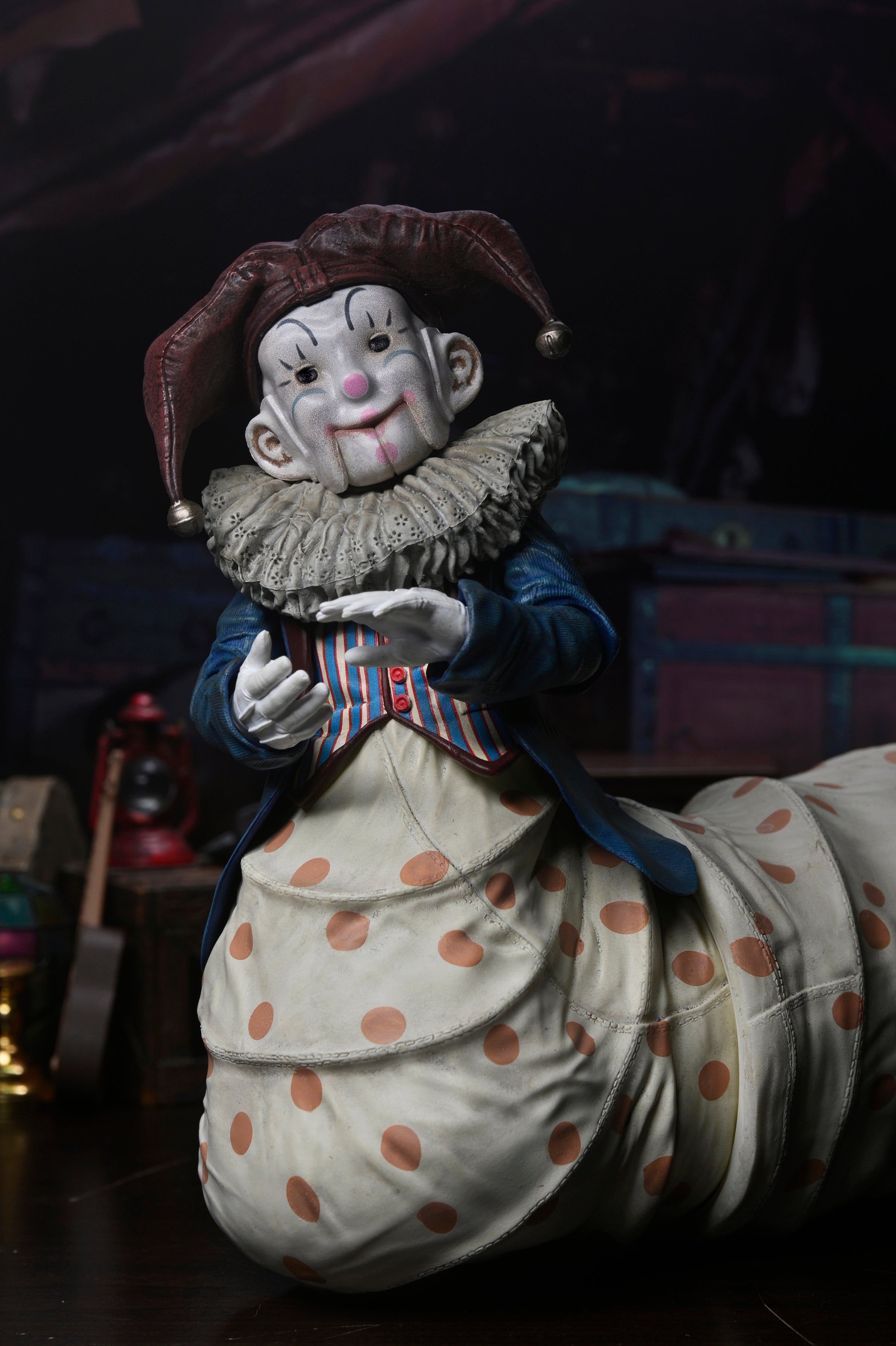 BUY NOW - KRAMPUS DER KLOWN DELUXE - 7&quot; SCALE ACTION FIGURE | NECA ONLINE AU