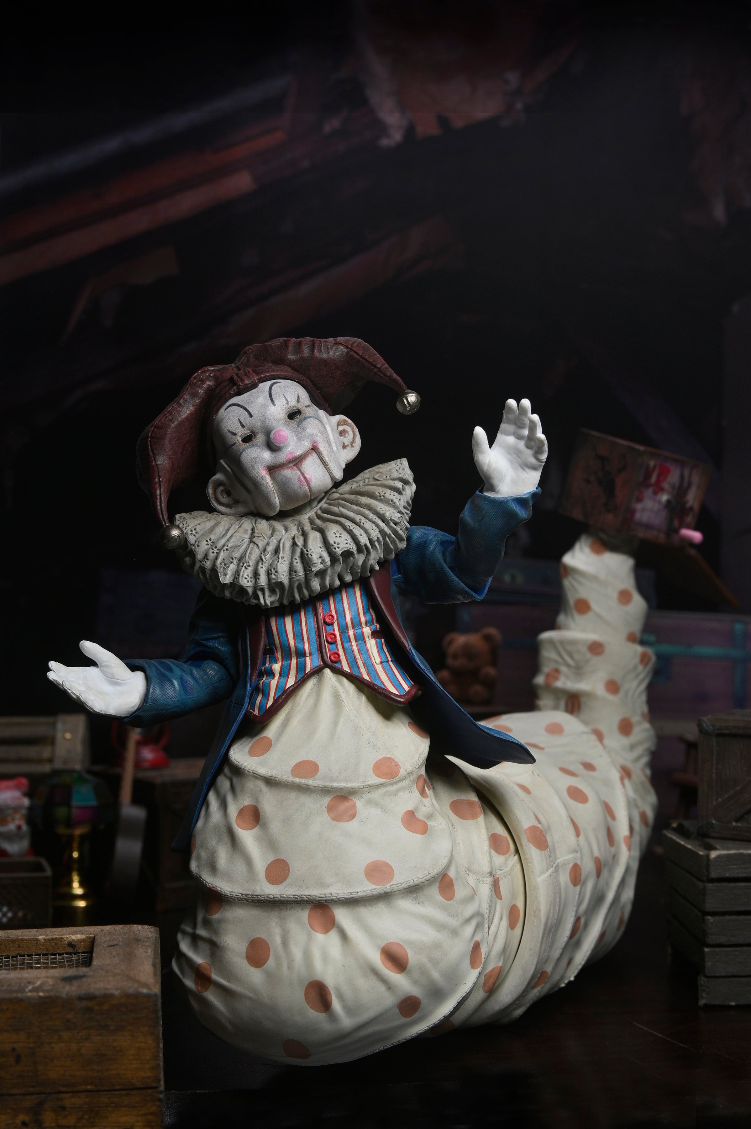 BUY NOW - KRAMPUS DER KLOWN DELUXE - 7&quot; SCALE ACTION FIGURE | NECA ONLINE AU