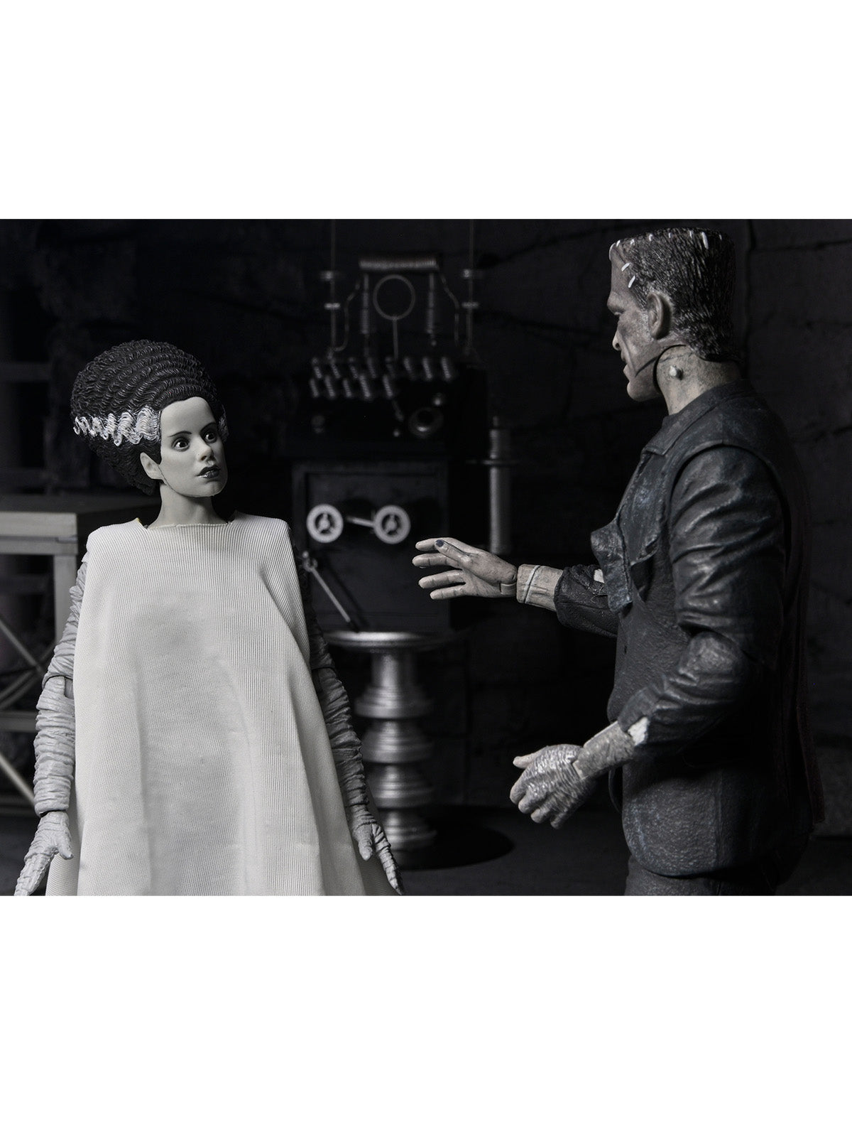 BUY NOW - UNIVERSAL MONSTERS X BRIDE OF FRANKENSTEIN 90TH ANN. THE MONSTER &amp; HIS MATE 2PK 7″ FIGURES (B&amp;W) | NECAONLINE.COM.AU