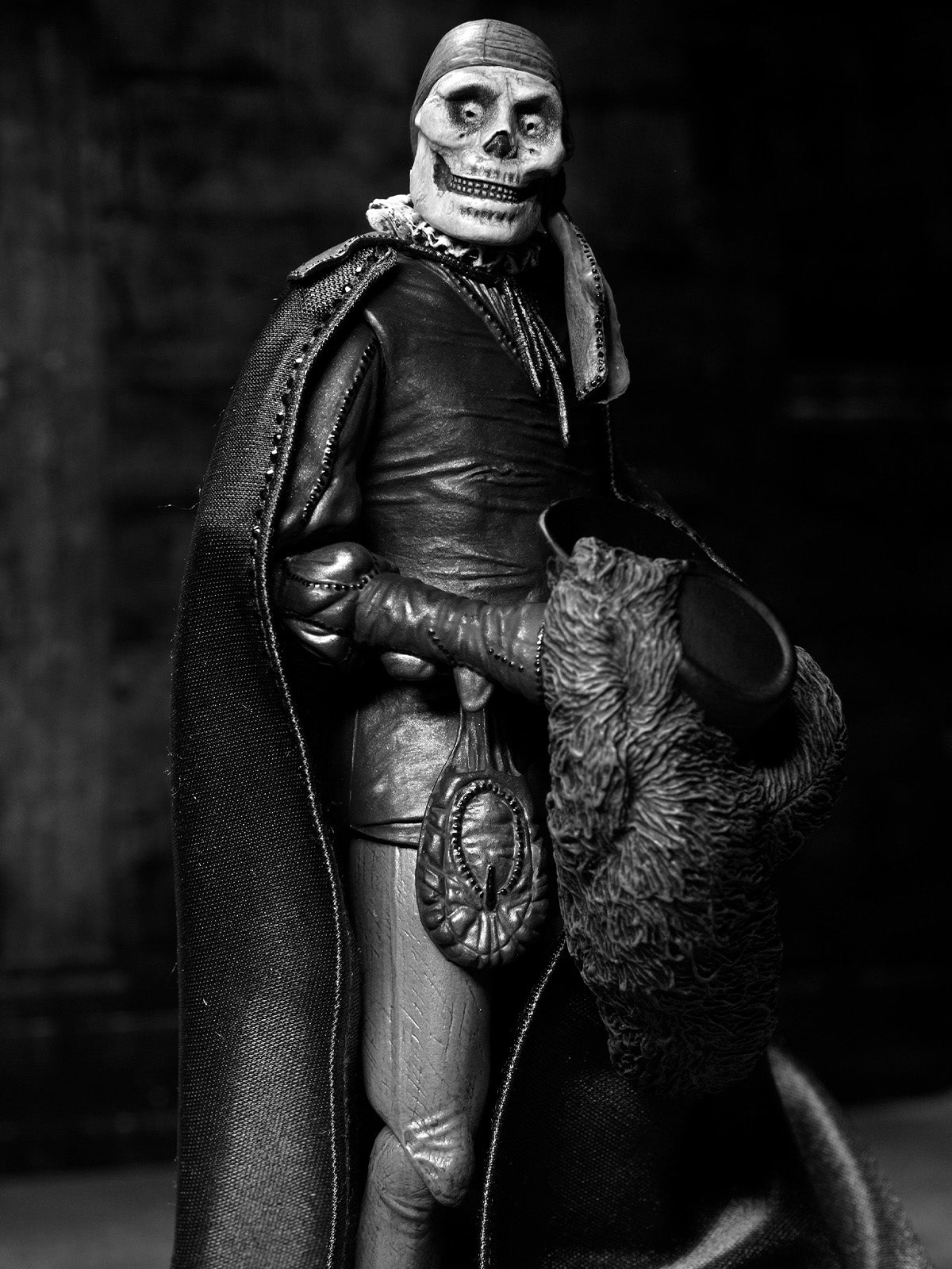 BUY NOW - PHANTOM OF THE OPERA (1925) ULTIMATE PHANTOM "MASQUE OF THE RED DEATH" - 7" SCALE FIGURE (B&amp;W)| NECAONLINE.COM.AU
