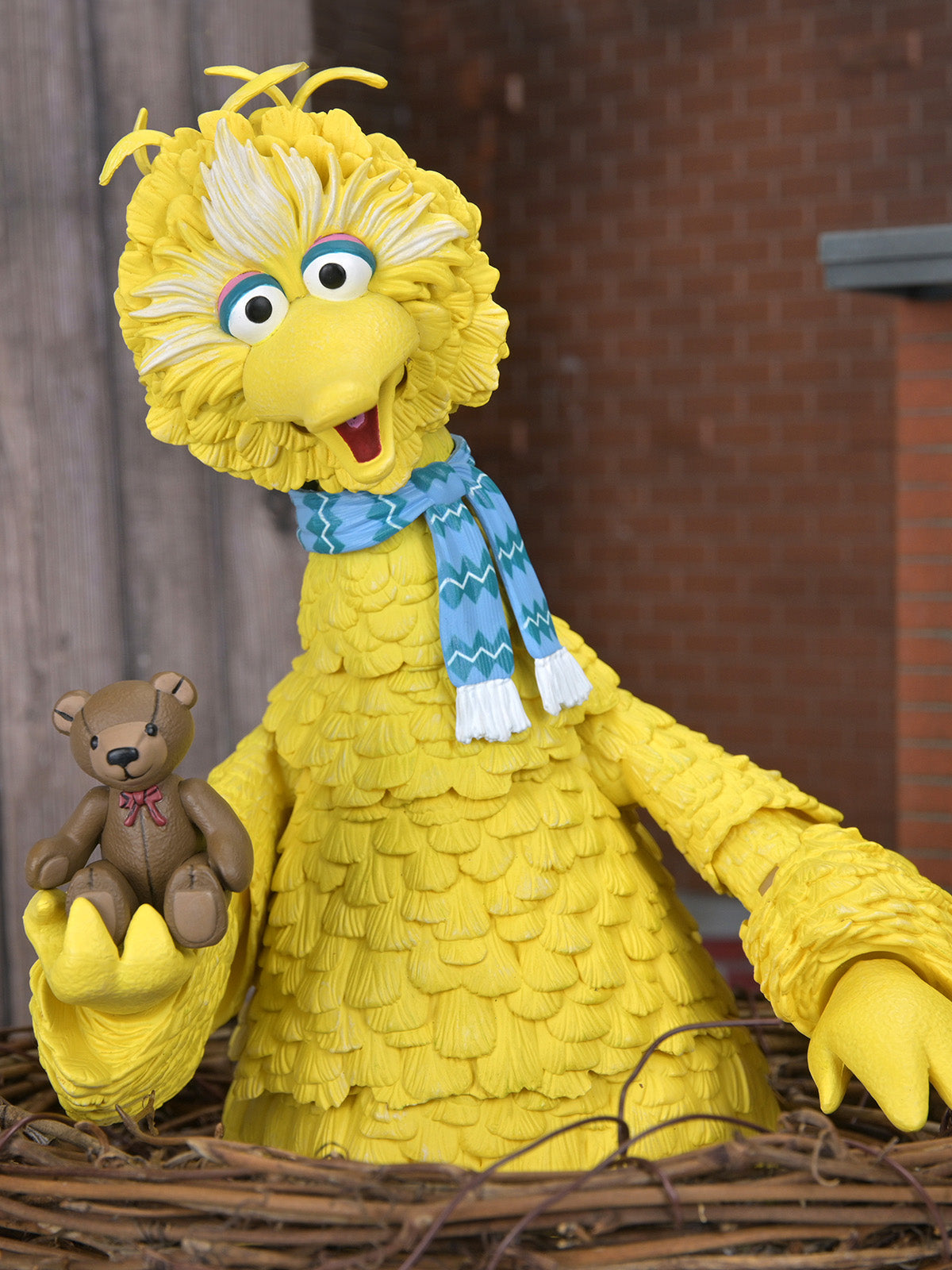 BUY NOW - SESAME STREET ULTIMATE BIG BIRD - 7" SCALE ACTION FIGURE | NECAONLINE.COM.AU