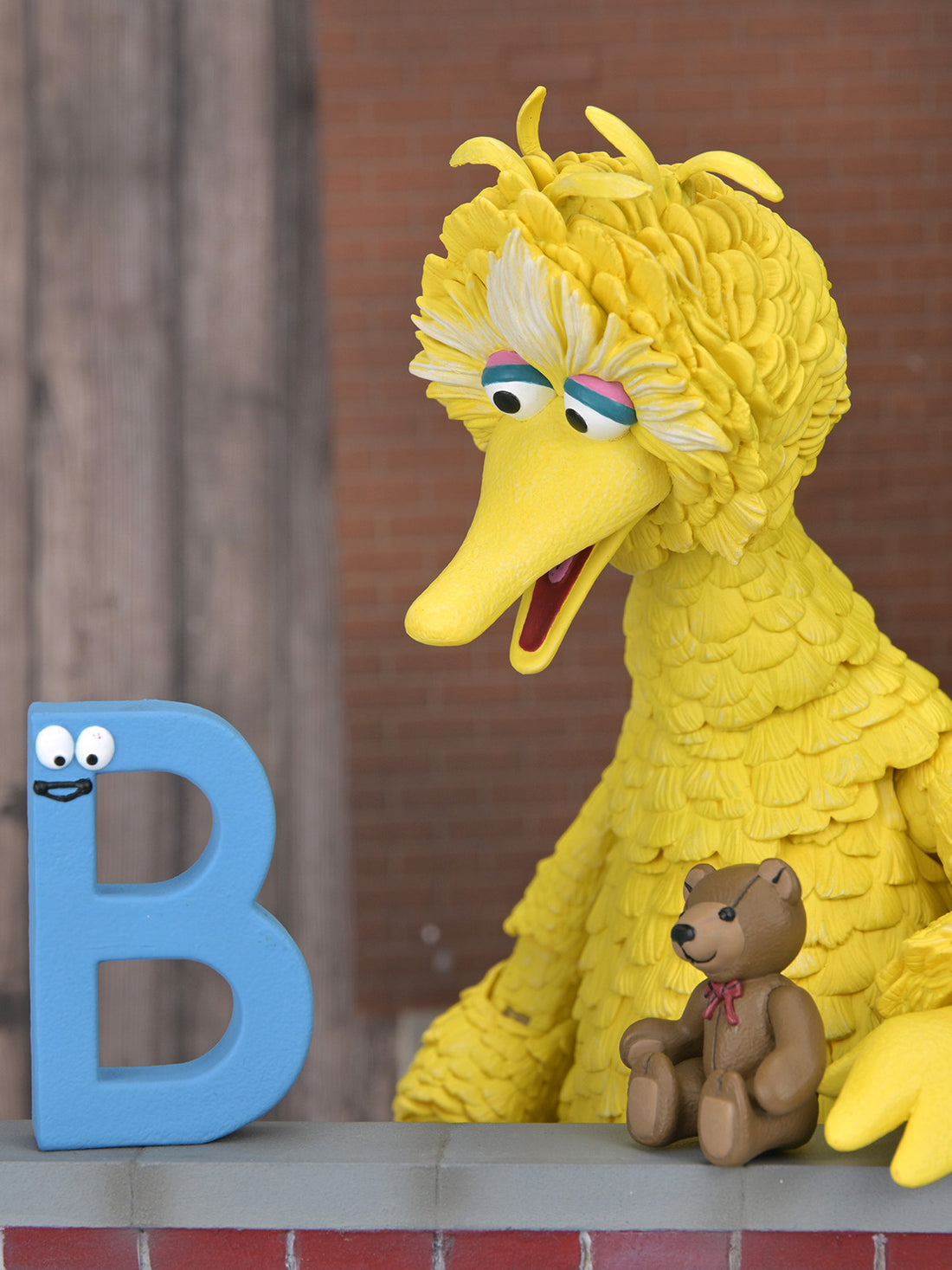 BUY NOW - SESAME STREET ULTIMATE BIG BIRD - 7" SCALE ACTION FIGURE | NECAONLINE.COM.AU
