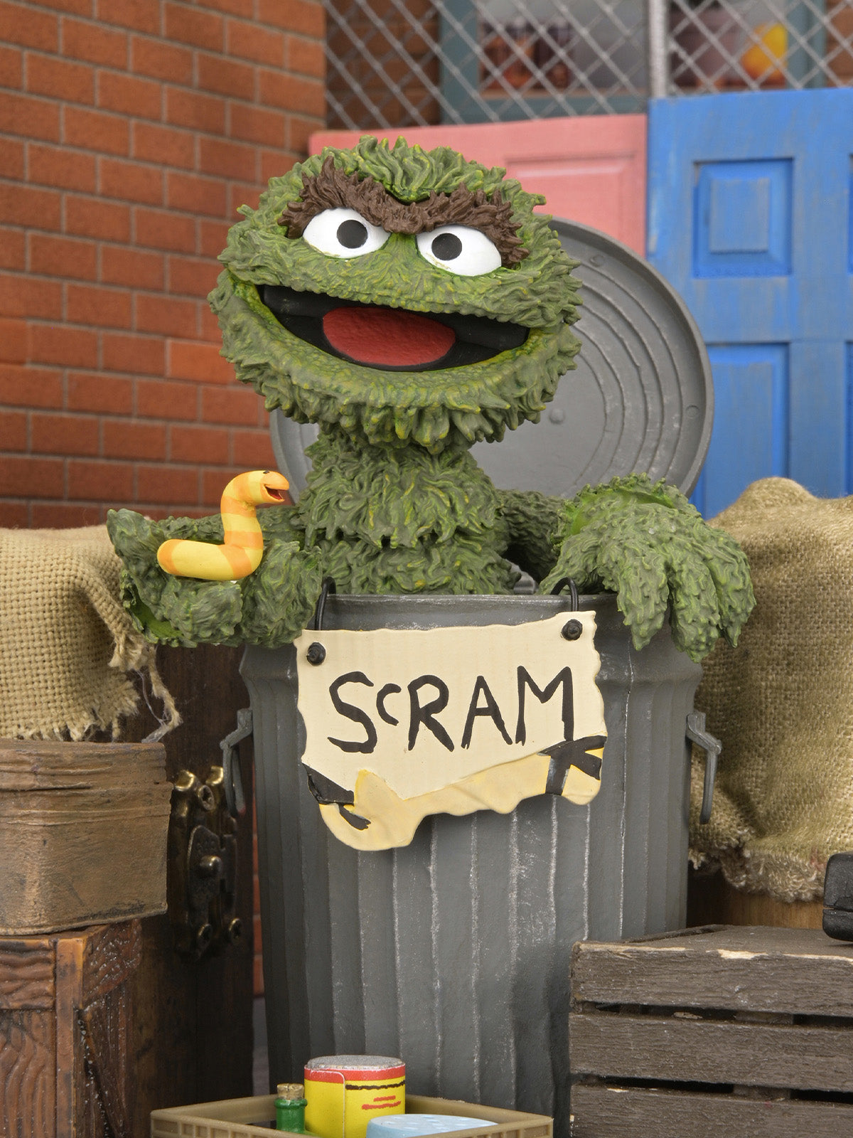 BUY NOW - SESAME STREET - ULTIMATE OSCAR THE GROUCH 7" SCALE ACTION FIGURE | NECAONLINE.COM.AU