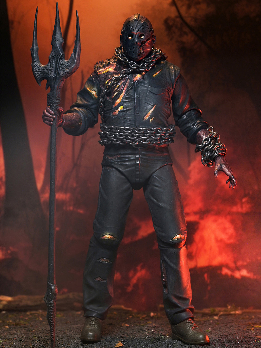 BUY NOW - FRIDAY THE 13TH THE GAME – ULTIMATE SAVINI JASON – 7″ SCALE ACTION FIGURE | NECAONLINE.COM.AU