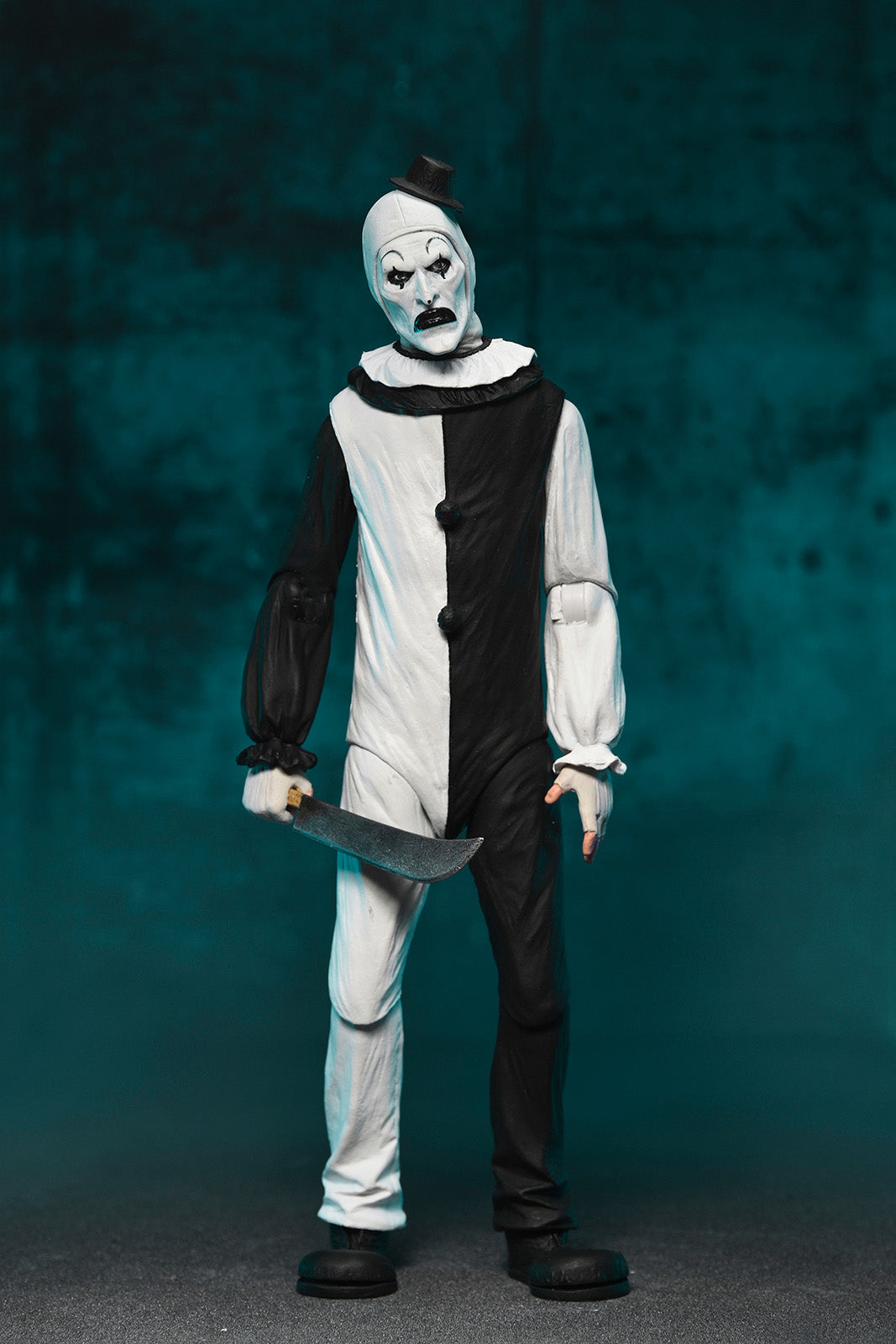 BUY NOW - TERRIFIER - ULTIMATE ART THE CLOWN 7&quot; SCALE ACTION FIGURE | NECAONLINE.COM.AU