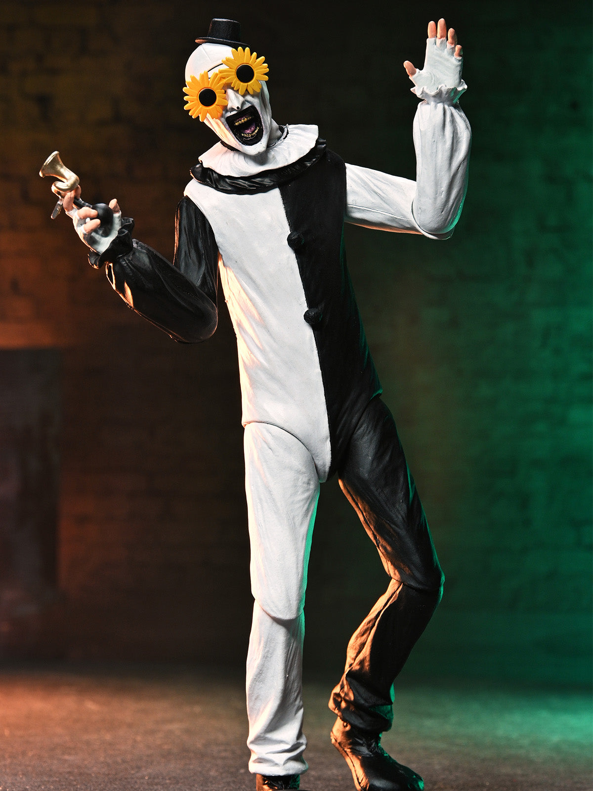 BUY NOW - TERRIFIER – ULTIMATE ART THE CLOWN &amp; LITTLE PALE GIRL 2 PACK – 7″ SCALE ACTION FIGURES | NECAONLINE.COM.AU