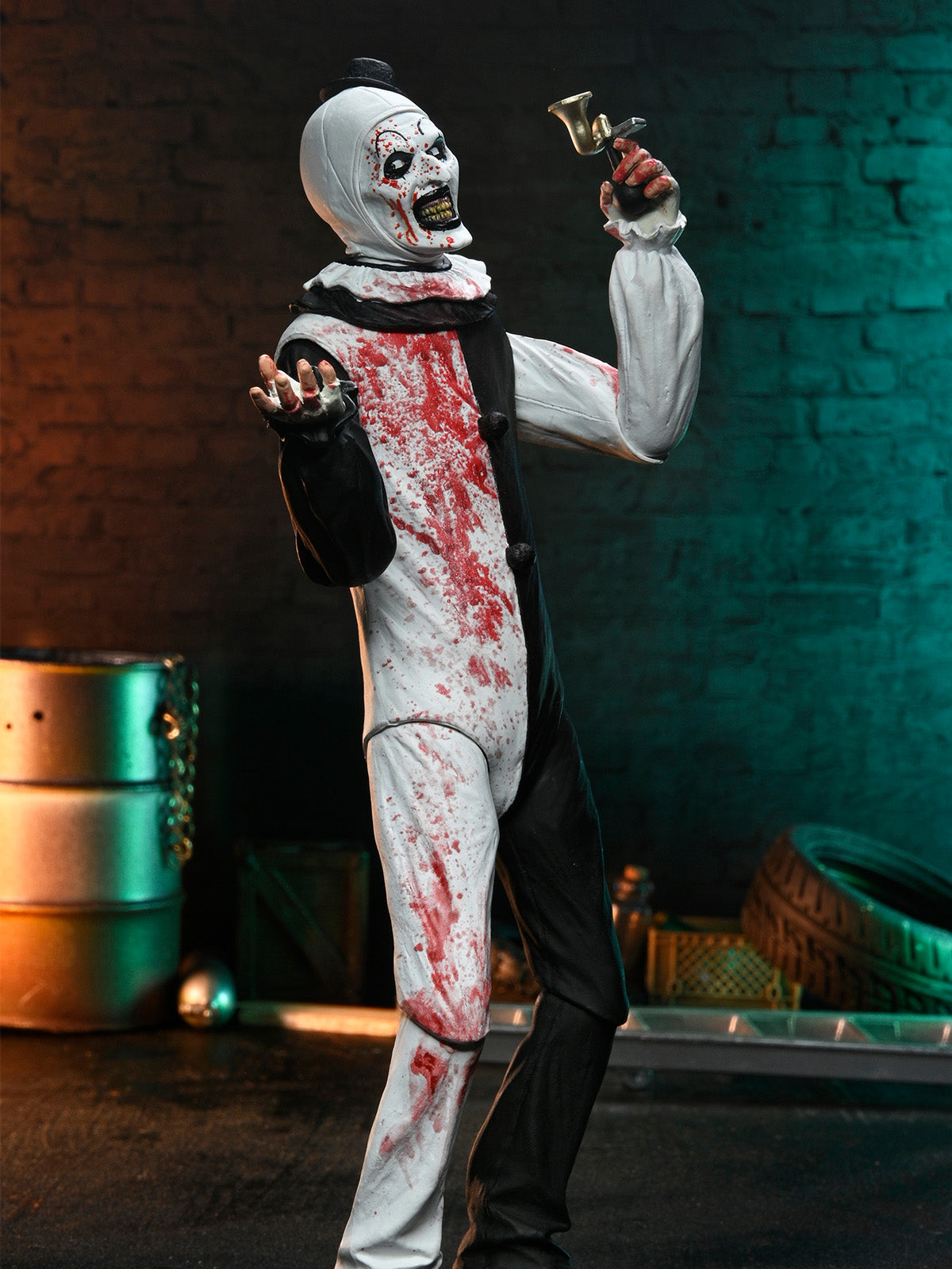 BUY NOW - TERRIFIER - ULTIMATE ART THE CLOWN (BLOOD SPLATTERED) - 7" SCALE ACTION FIGURE | NECAONLINE.COM.AU