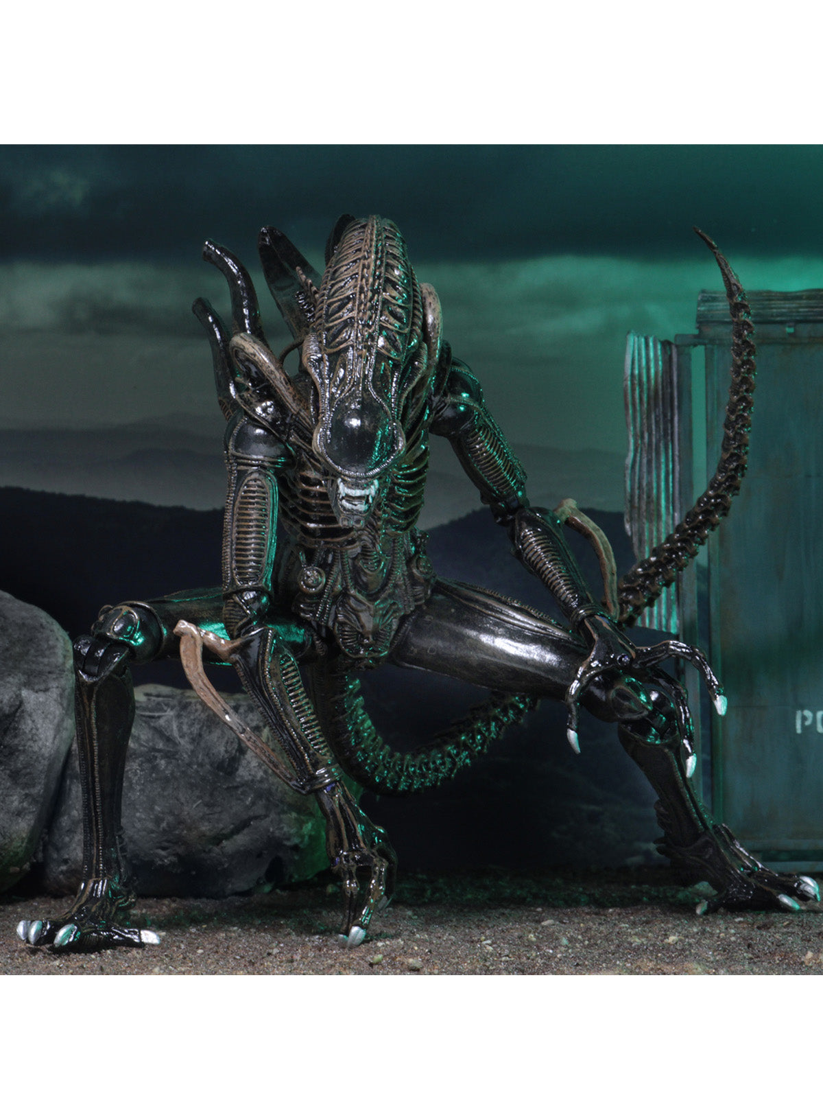 BUY NOW - ALIENS ULTIMATE ALIENS WARRIOR (1986) BROWN – 7″ SCALE ACTION FIGURE | NECAONLINE.COM.AU
