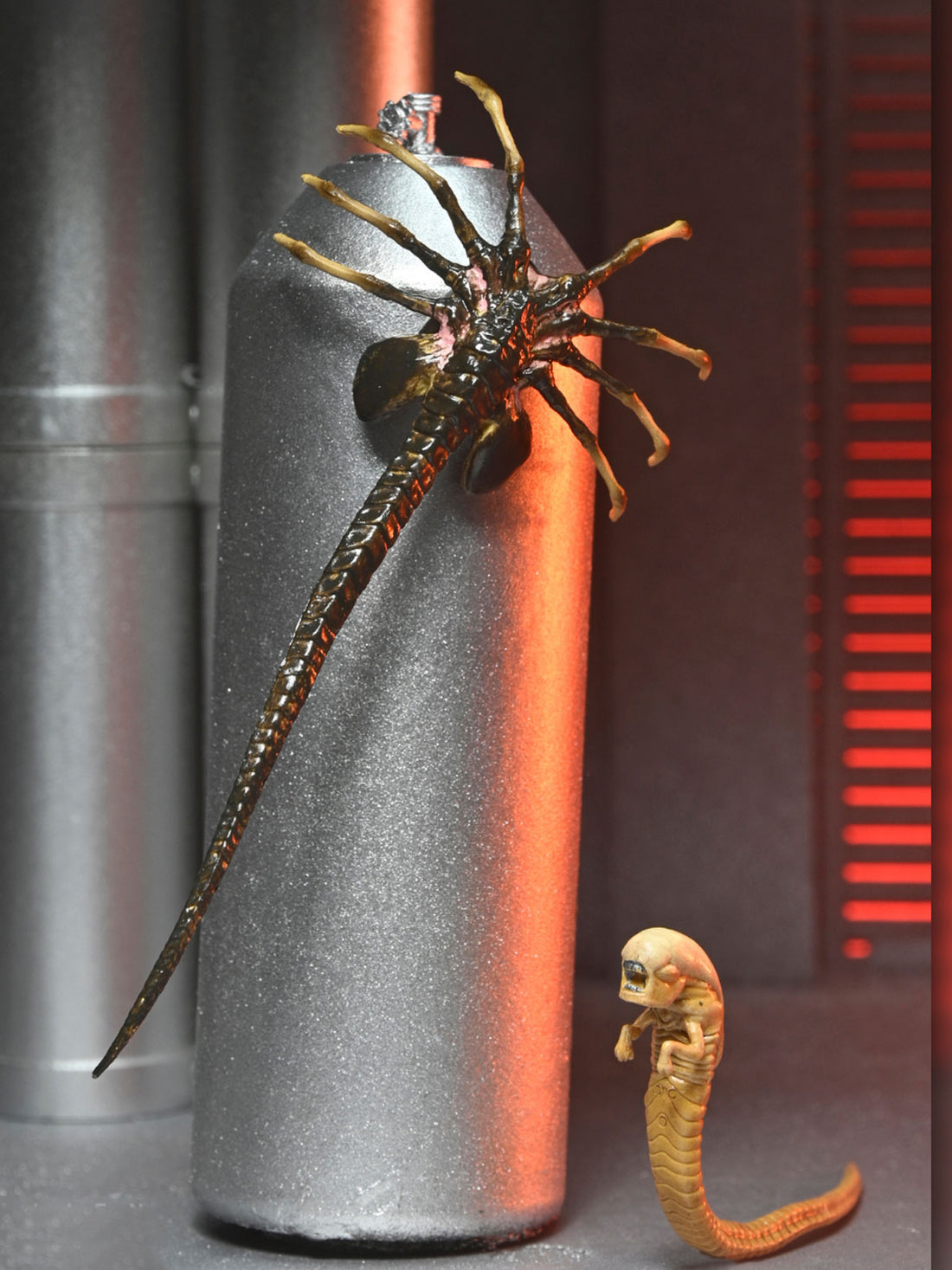 BUY NOW -- ALIEN ROMULUS – XENOMORPH XX121 ULTIMATE 7″ SCALE ACTION FIGURE | NECAONLINE.COM.AU