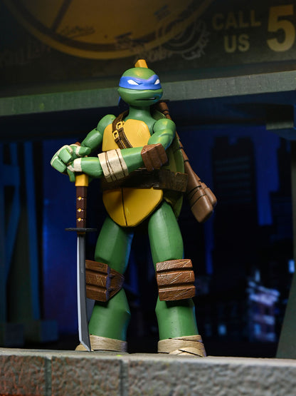 BUY NOW - TMNT (2012 CARTOON) ULTIMATE LEONARDO 7" SCALE ACTION FIGURE | NECAONLINE.COM.AU