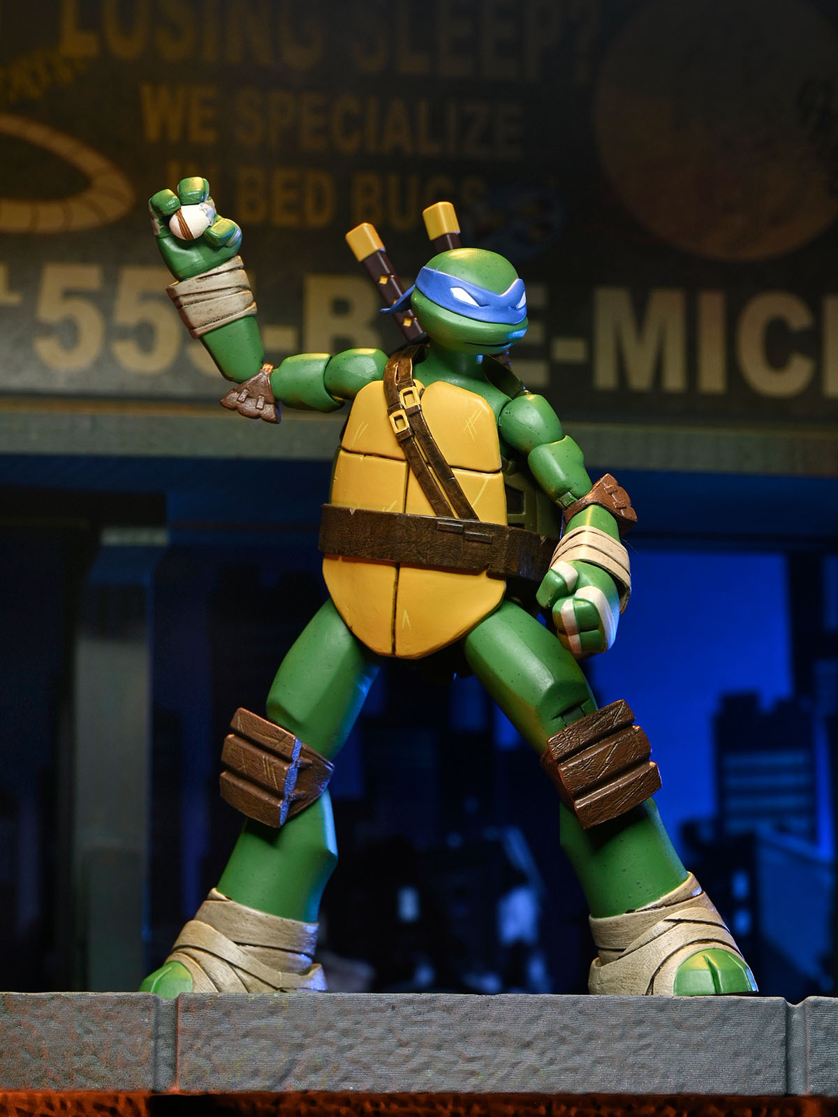 BUY NOW - TMNT (2012 CARTOON) ULTIMATE LEONARDO 7" SCALE ACTION FIGURE | NECAONLINE.COM.AU