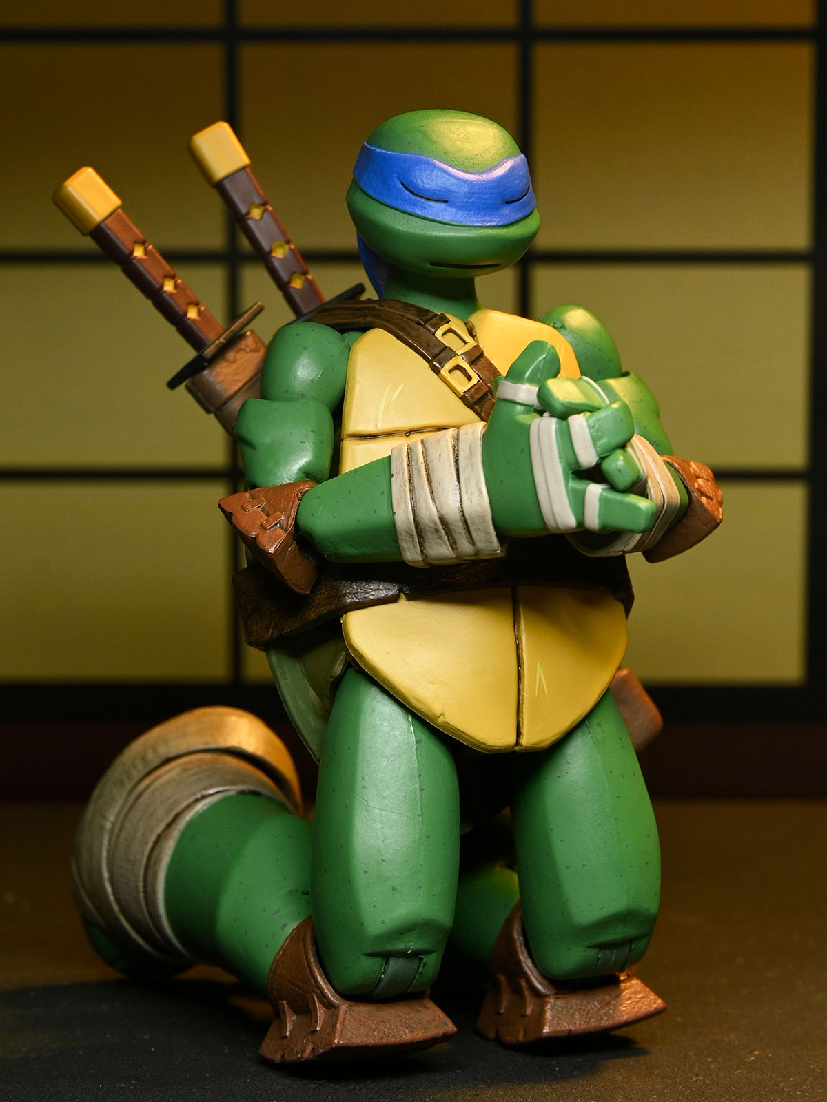 BUY NOW - TMNT (2012 CARTOON) ULTIMATE LEONARDO 7" SCALE ACTION FIGURE | NECAONLINE.COM.AU