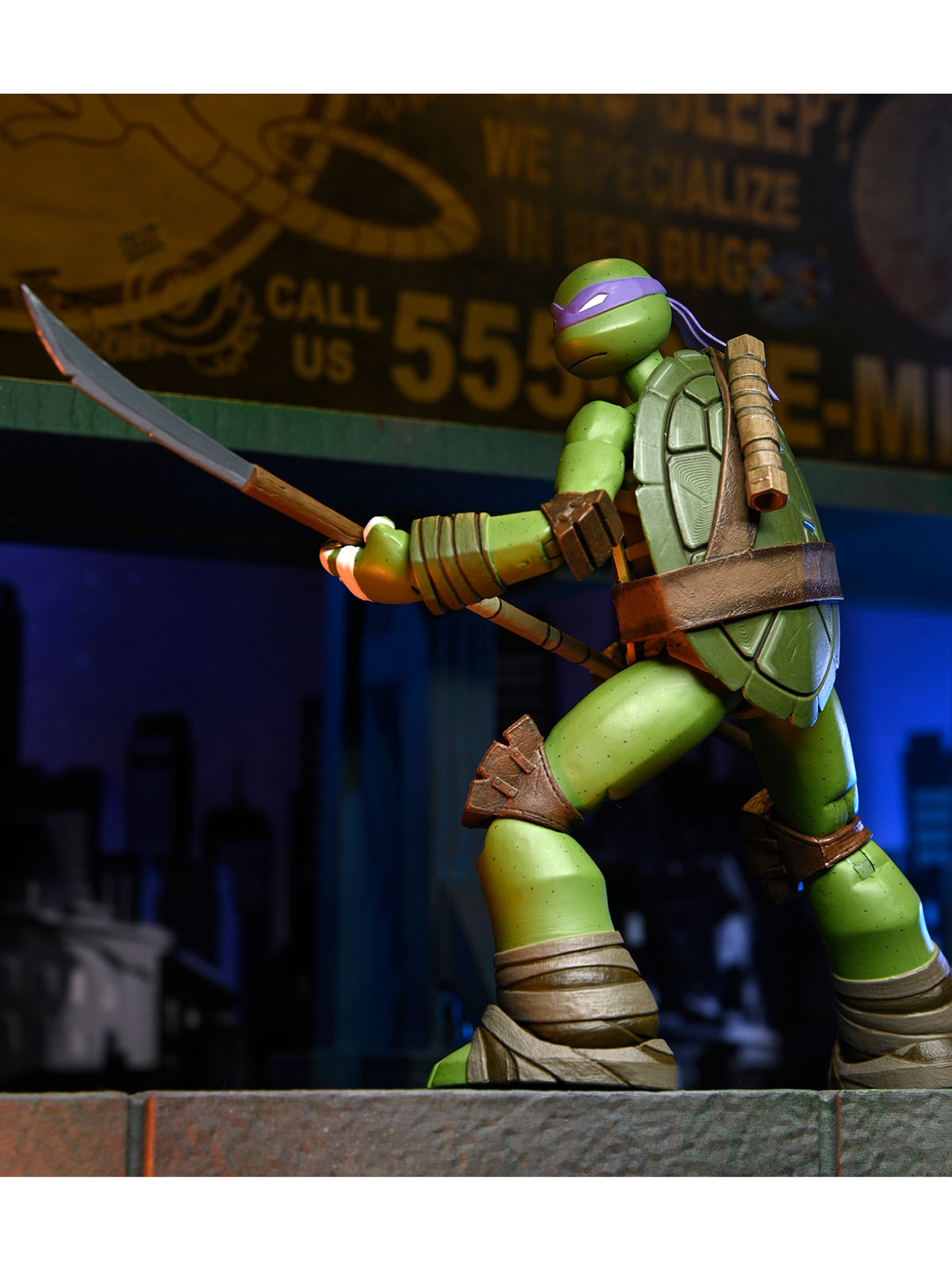 TMNT Cartoon figurine Ultimate Donatello VHS Neca en PVC 18cm TMNT Cartoon figurine Ultimate Donatello VHS Neca en PVC 18cm