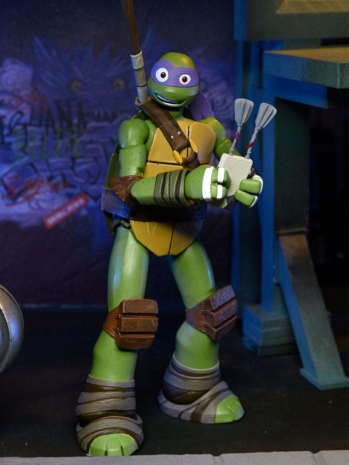 BUY NOW - TMNT (2012 CARTOON) ULTIMATE DONATELLO 7" SCALE ACTION FIGURE | NECAONLINE.COM.AU