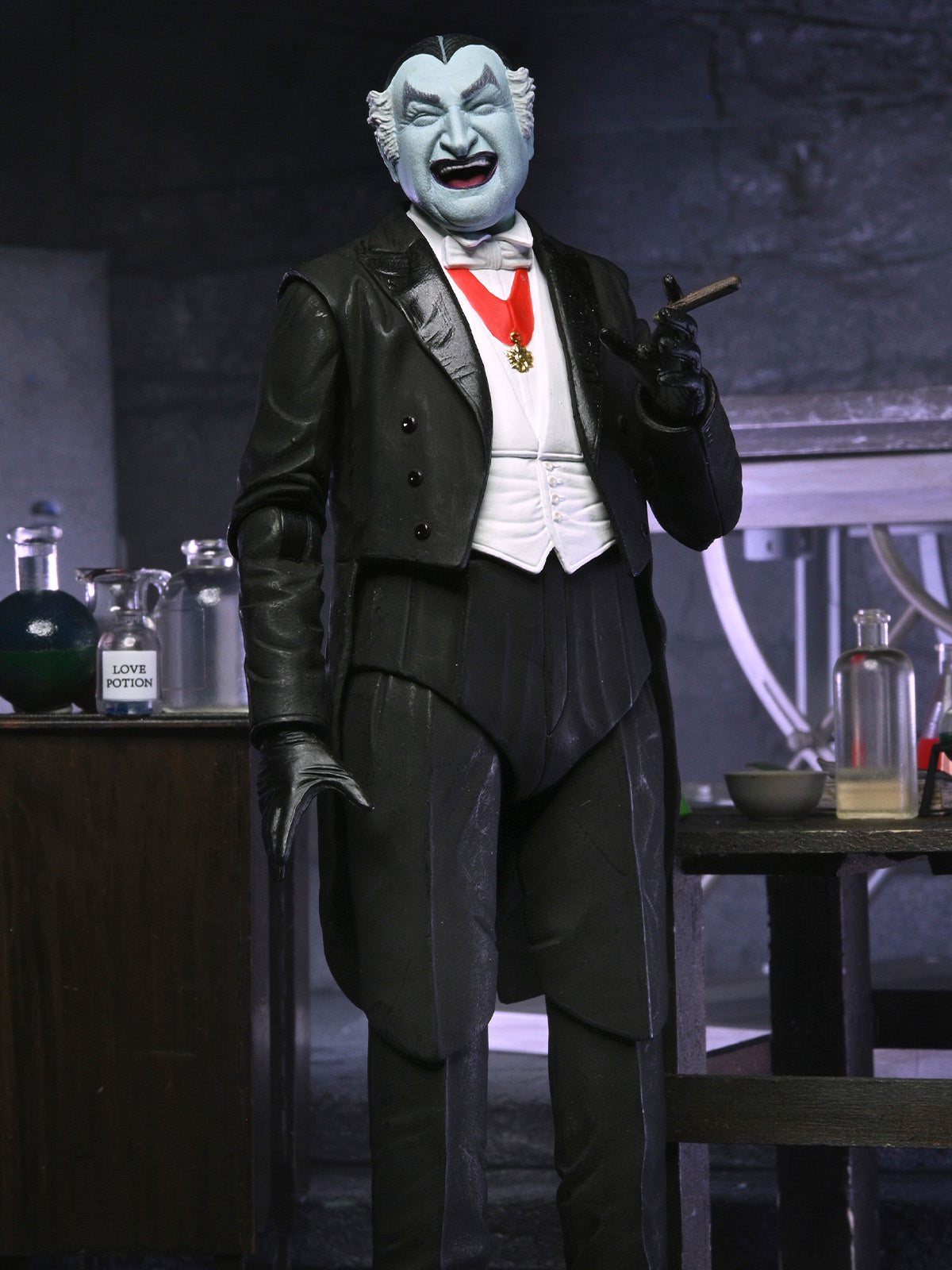 BUY NOW - THE MUNSTERS (TV SERIES) ULTIMATE GRANDPA MUNSTER – 7″ SCALE ACTION FIGURE | NECAONLINE.COM.AU